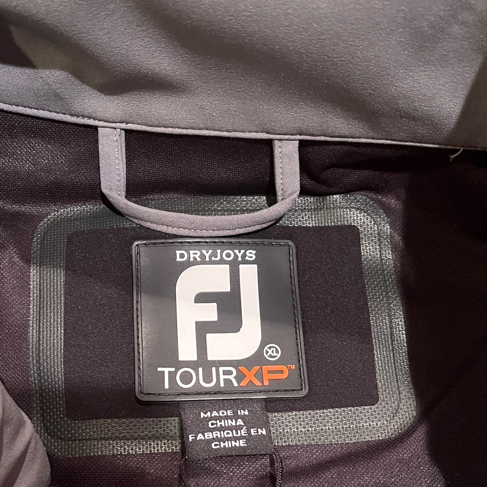 New Foot Joy Sports Illustrated Waterproof jacket XL golf - Picture 11 of 15